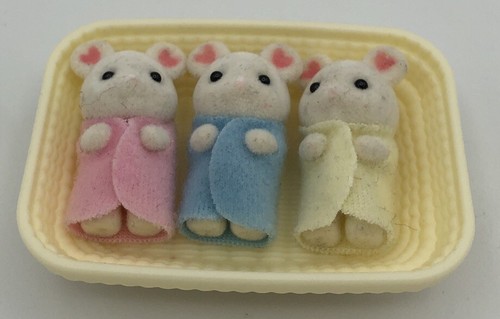 Calico Critters Epoch Marshmallow Mouse Triplets