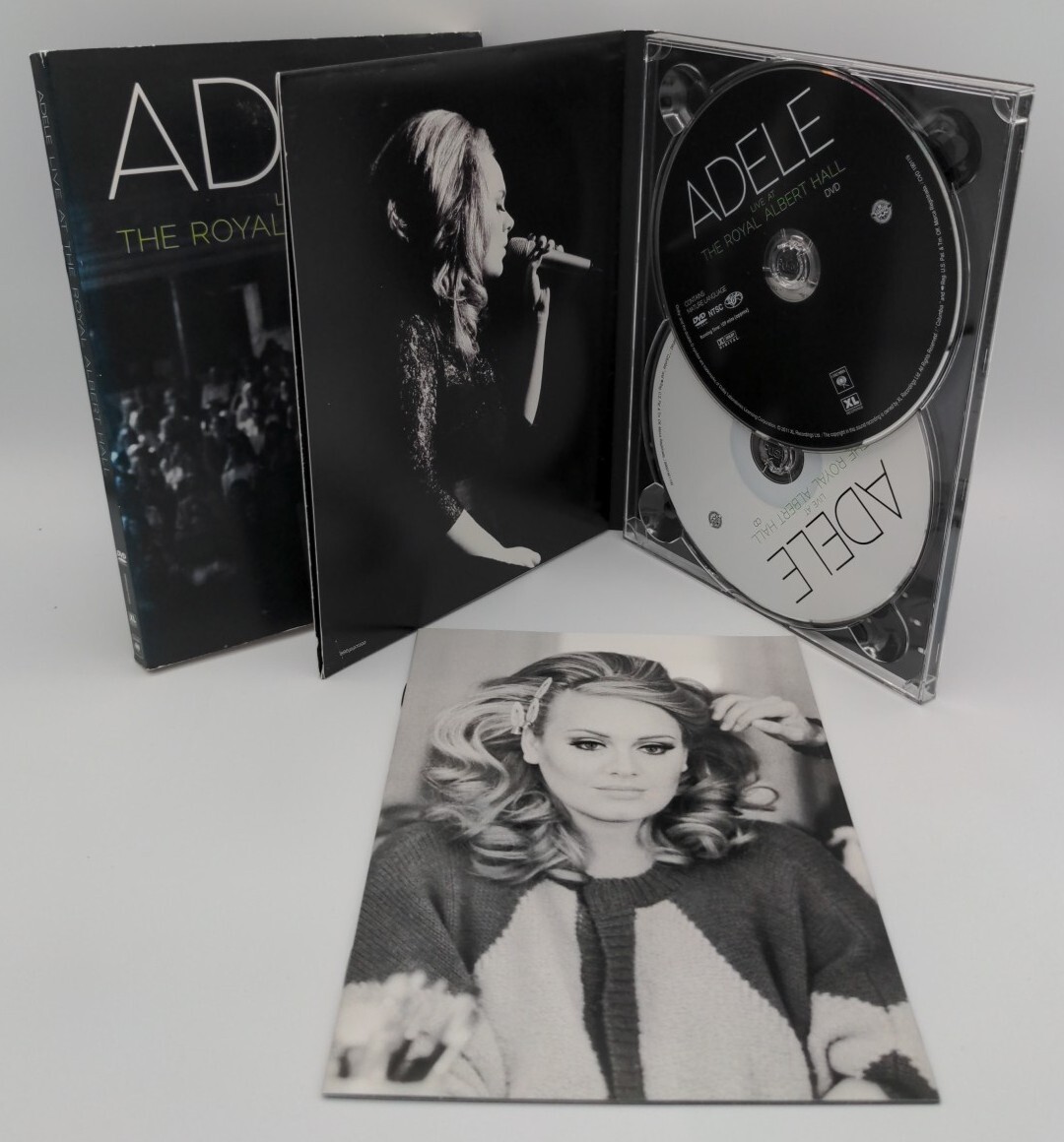 Adele Live at the Royal Albert Hall DVD + CD, Booklet